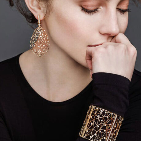 Ergonomic Bronze Gold